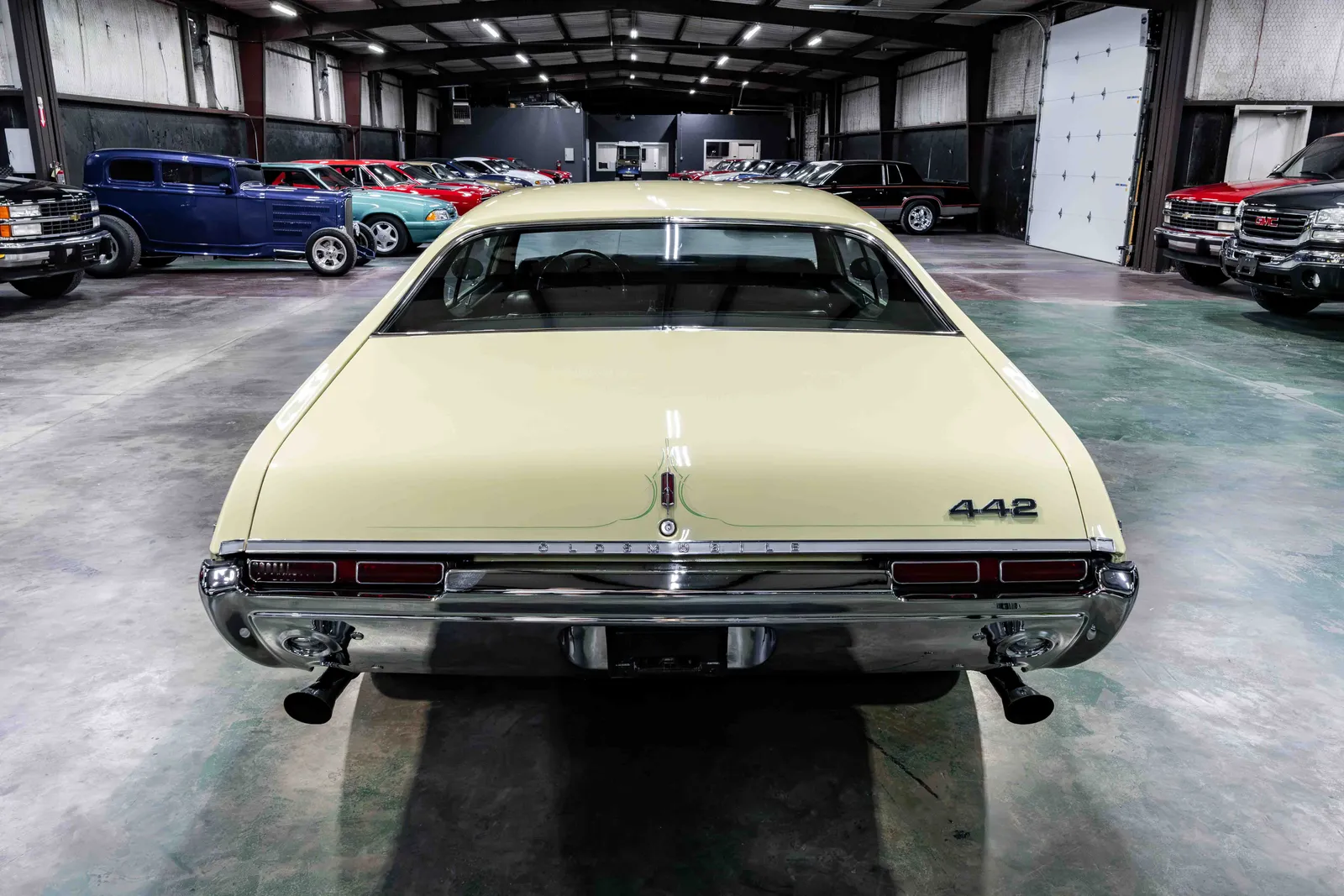 1968-Oldsmobile-442-Saffron AYellow-344878M274801A-36.jpg